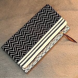 TRIBE ALIVE BRAND NEW Foldover Clutch Handwoven - Atitlan Brocade